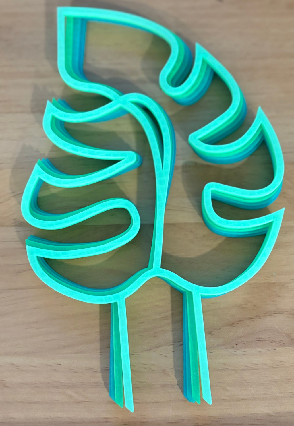 Monstera Leaf Trellis